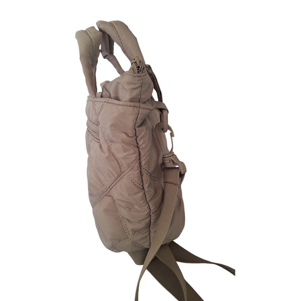 BAGSMART Quilted Travel Crossbody Bag tan color - Picture 4 of 11